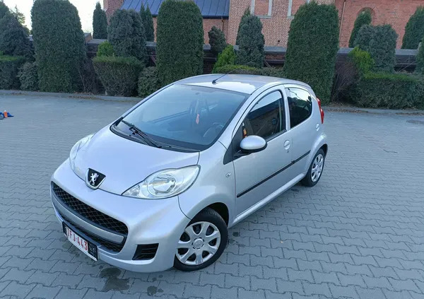 samochody osobowe Peugeot 107 cena 13900 przebieg: 122100, rok produkcji 2011 z Szczawno-Zdrój